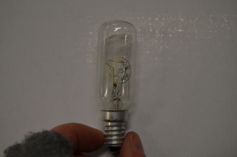 T25 Cooker Hood Light Bulbs E14 40W Incandescent