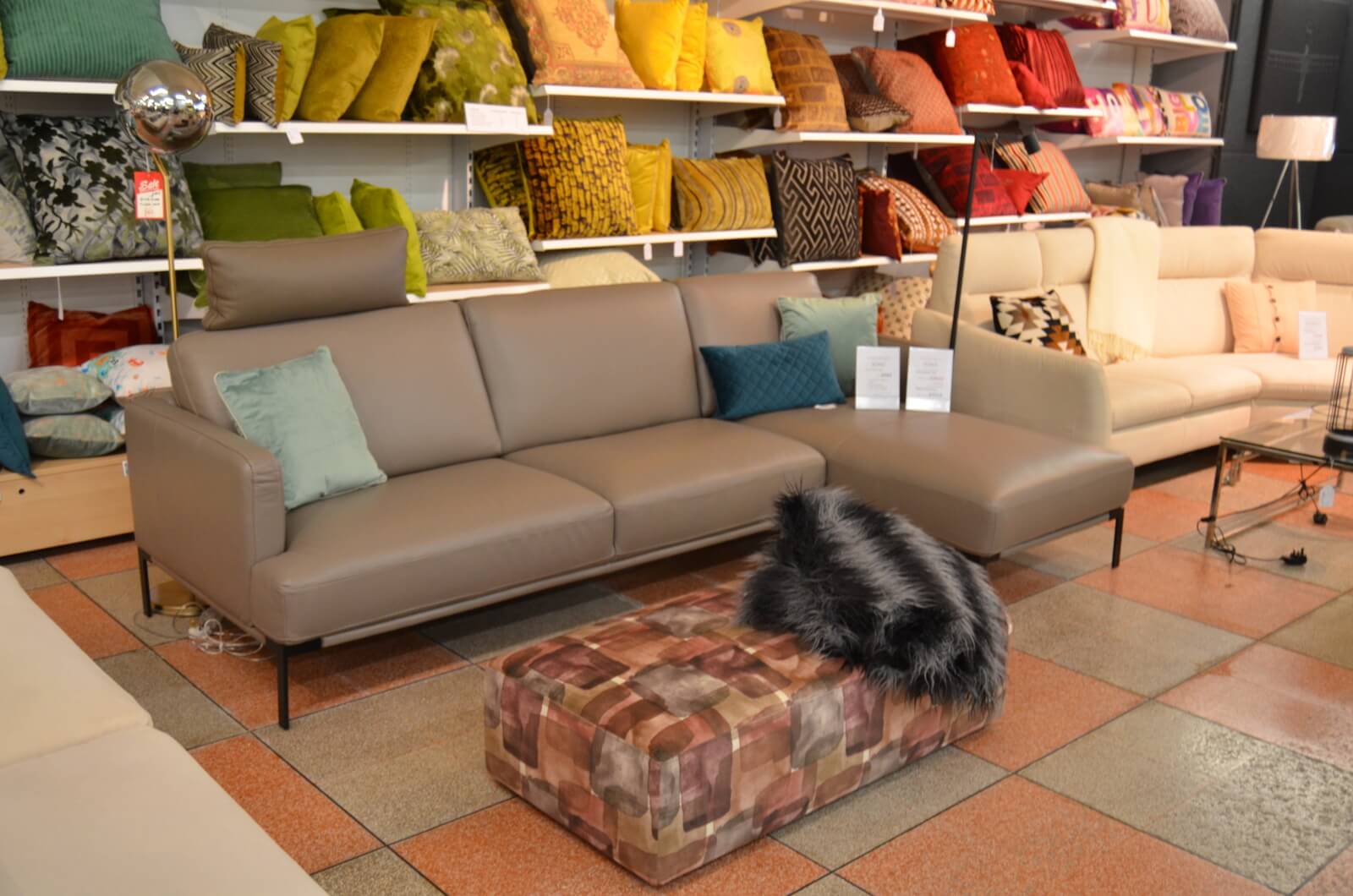 Showroom Now Open Sundays from August 4th 20205