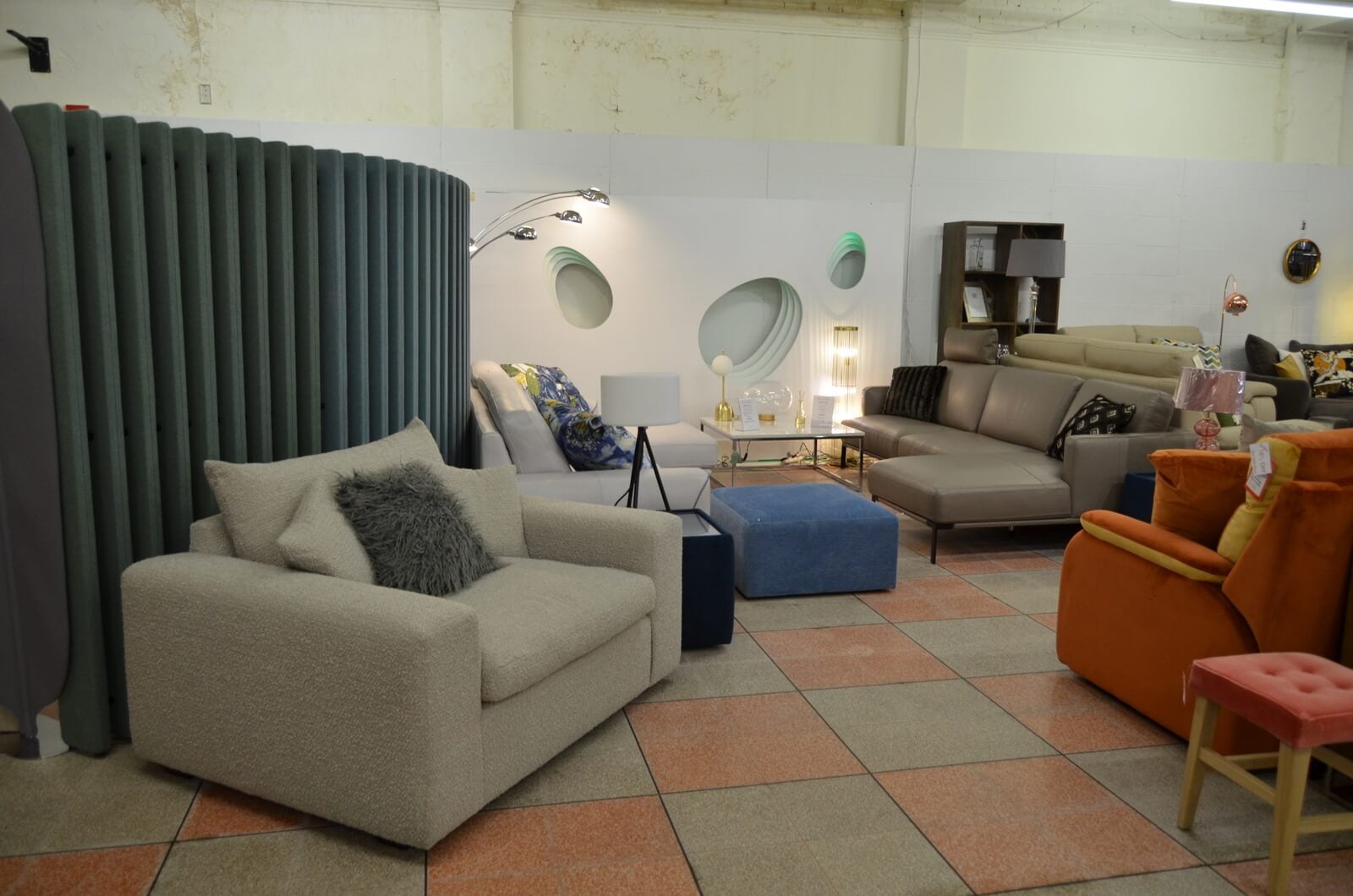ex display loveseat available for immediate collection from lancashire
