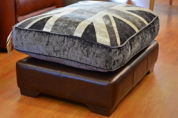 Inexpensive footstools from WBFurniture 