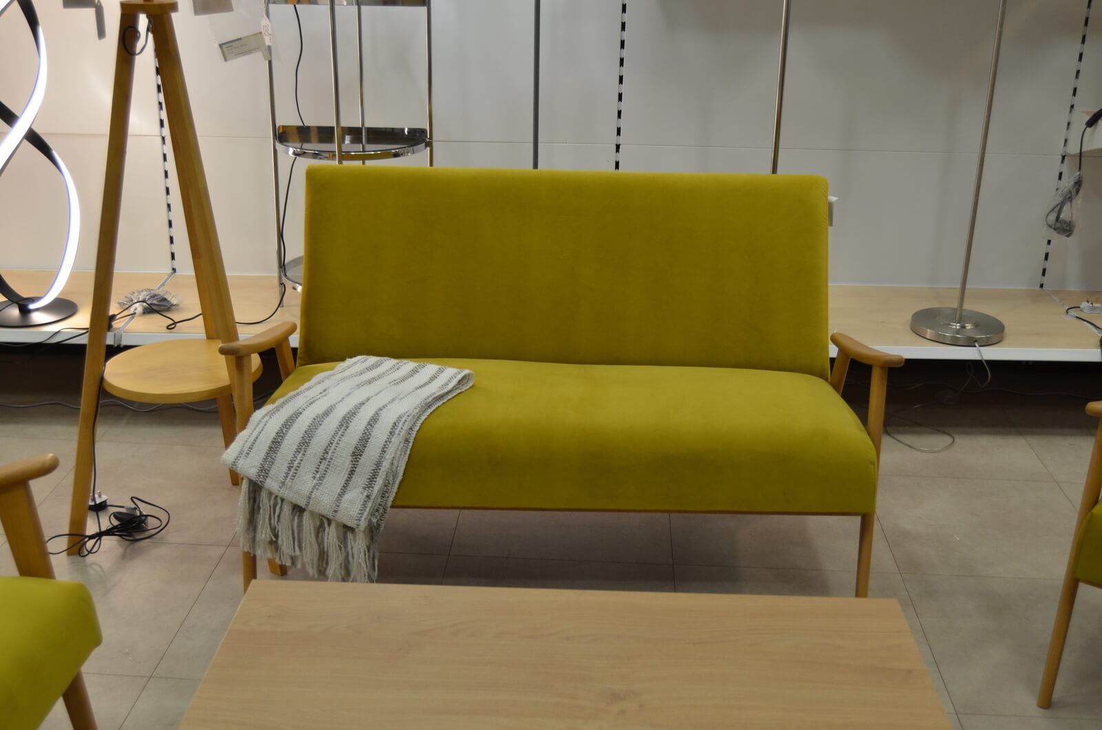 Cb2 furniture outlet discount