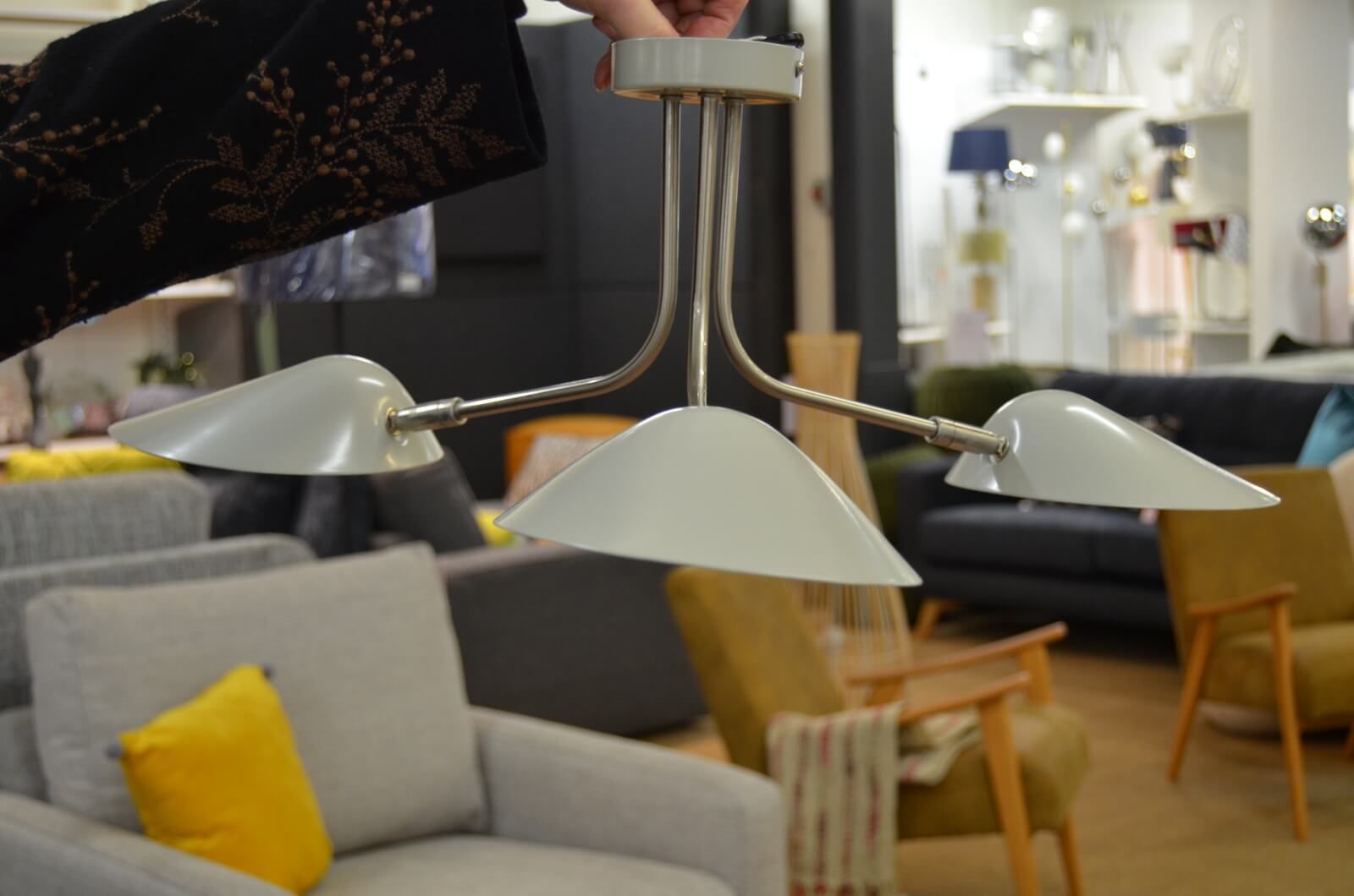 Discount shop lighting outlet