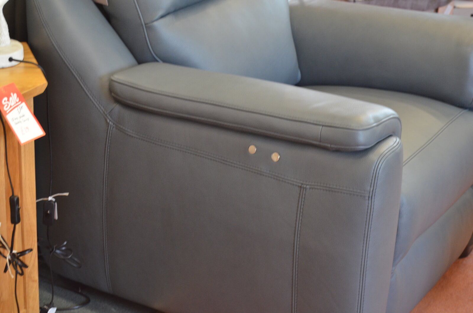 Living spaces sales power recliners