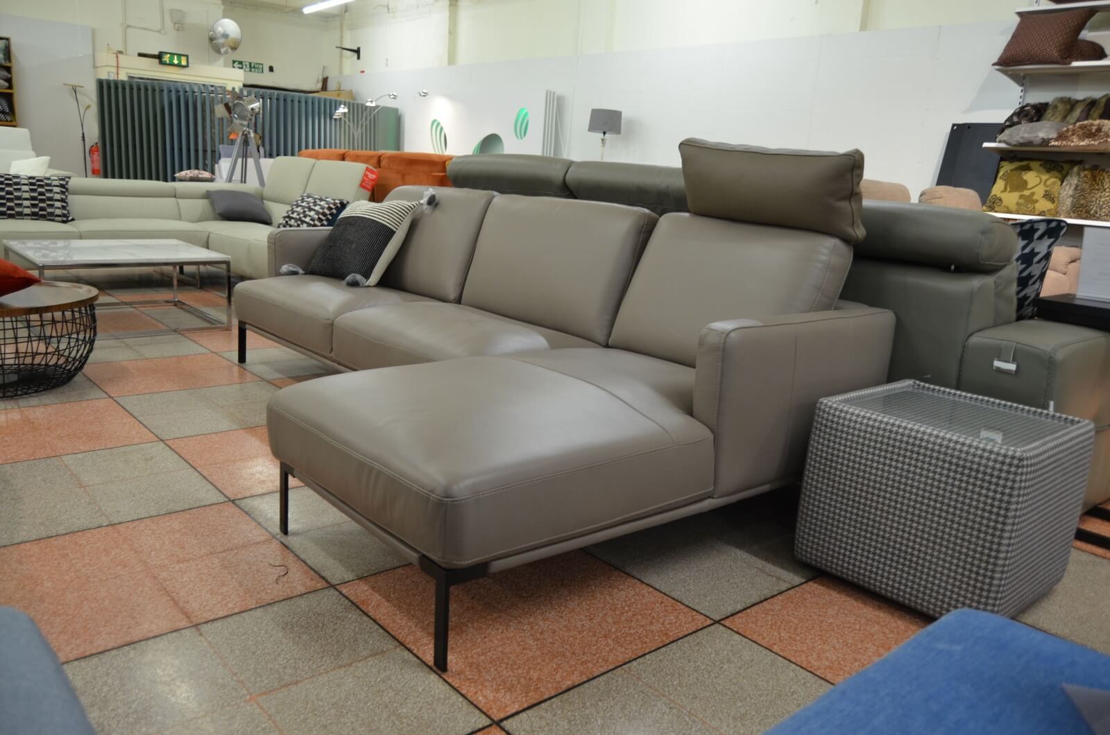 Dark grey discount leather corner sofa