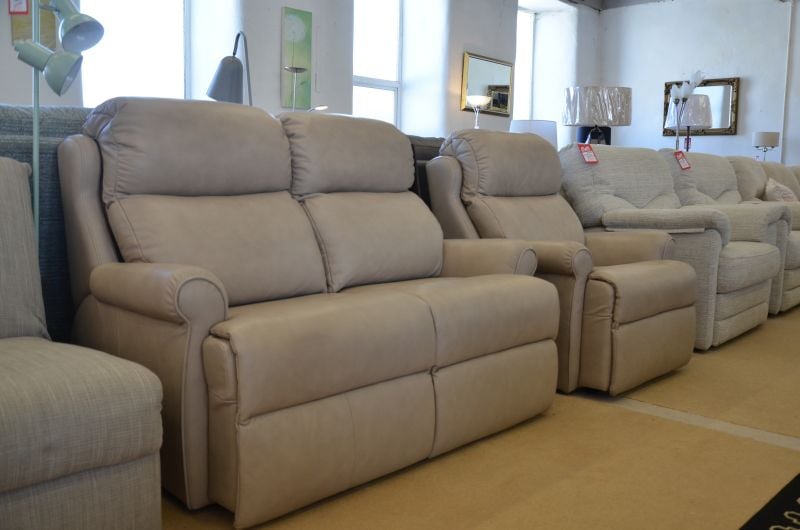 quick delivery sofa ex display sofas clearance outlet lancashire Clitheroe