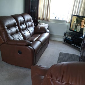 photo of Sue's new G Plan suite in Reading